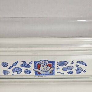 Vintage 1994 Anchor Hocking Pillsbury Doughboy Glass Baking Dish  2Qt Roaster